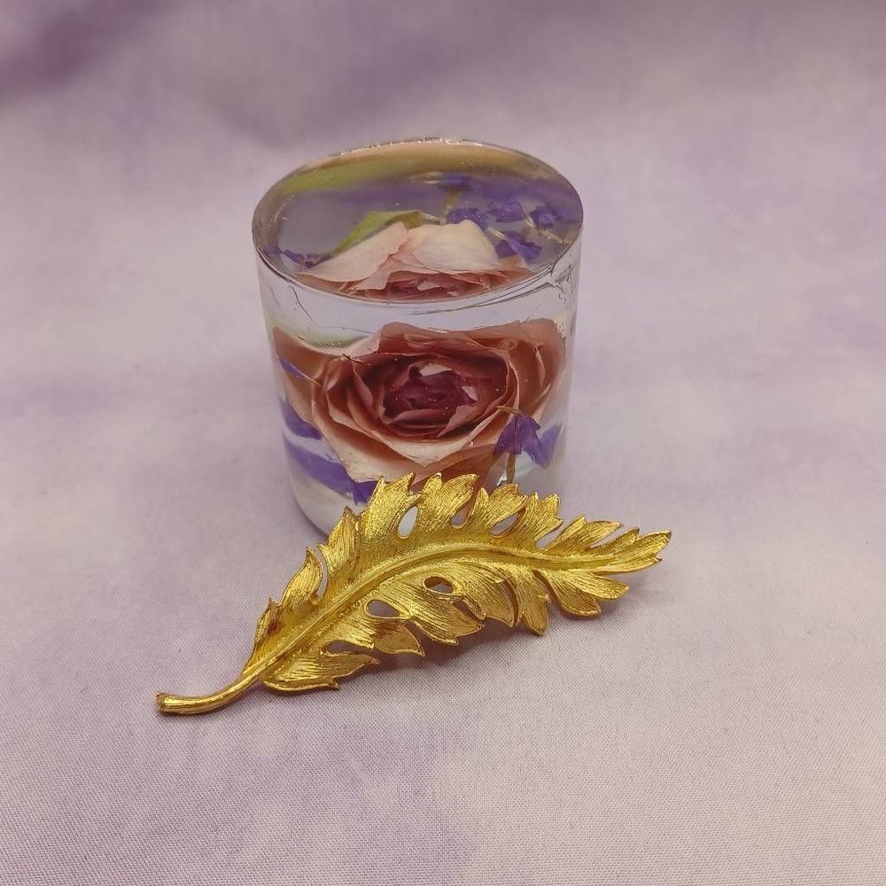 Vintage 1961 Coro leaf pin